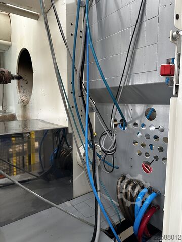 Injection molding machine KraussMaffei KM 420-4300 CX