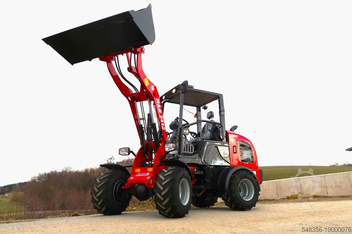 Hoflader Radlader Kompaktlader H&R Hoflader 2412