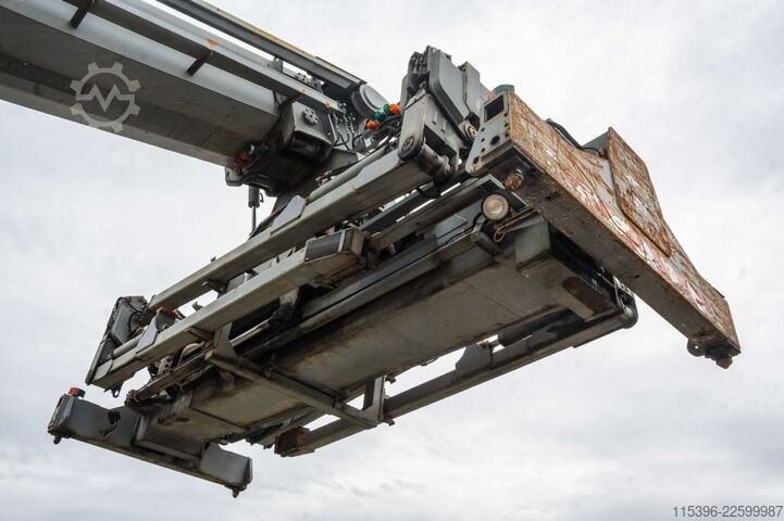 Vollcontainer Reachstacker CVS Ferrari F269.5