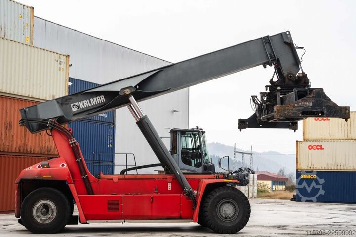 Vollcontainer Reachstacker Kalmar DRG420-60S5