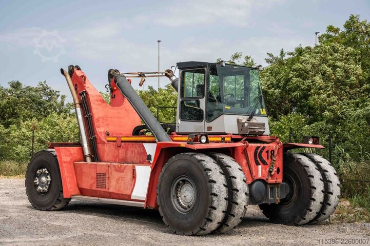 Vollcontainer Reachstacker Kalmar DRF450-60S5
