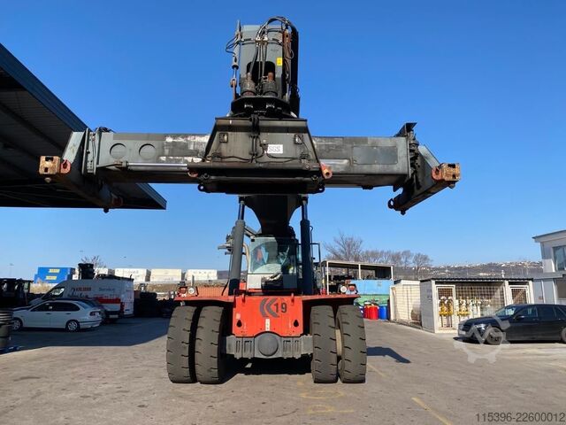 Vollcontainer Reachstacker Kalmar DRF450-60S5