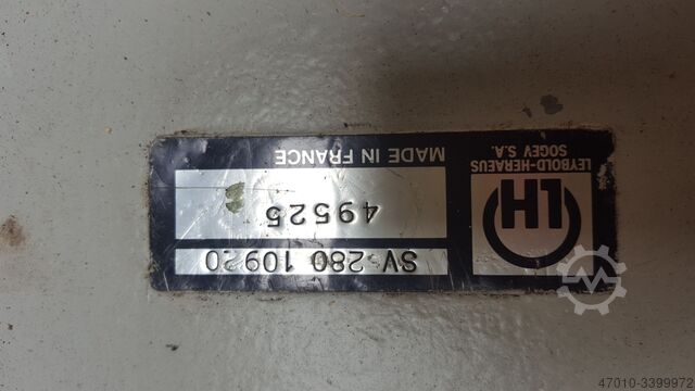 Vacuum pump Rotary vane Leybold Sogevac SV280