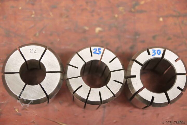 Collet sleeves 17 pieces unbekannt Ø 10- 40 mm