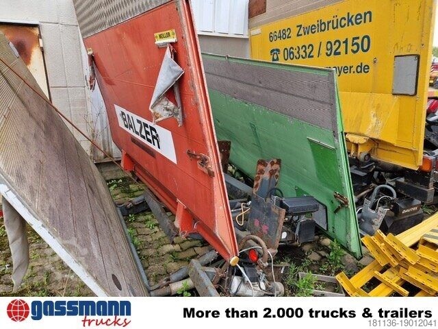 Agricultural machine  diverse Ladebordwände 1-2to, demontiert,