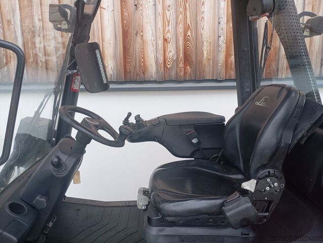 4-wheel forklift Linde H 30 Diesel Triplex Zinkenverstellgerät