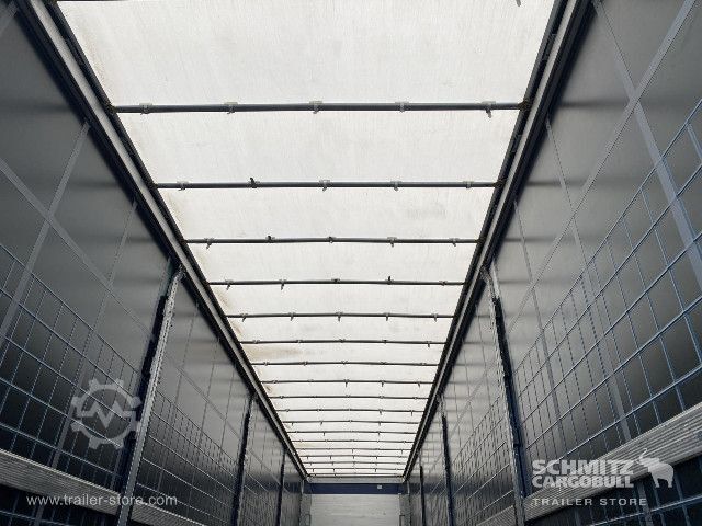 Auflieger mit Pritsche & Plane Schmitz Cargobull Semitrailer Curtainsider Standard