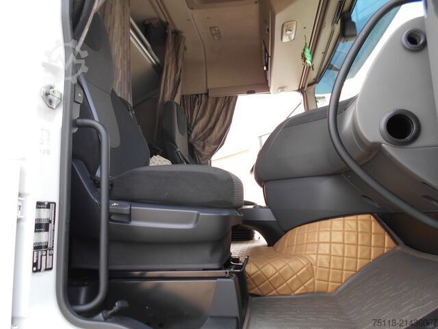 Standard tractor unit DAF XF 510