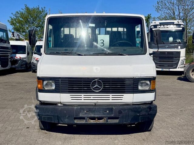 Open body Mercedes-Benz 711 D open truck. 5.10 m long cargo, 3 seats. V...