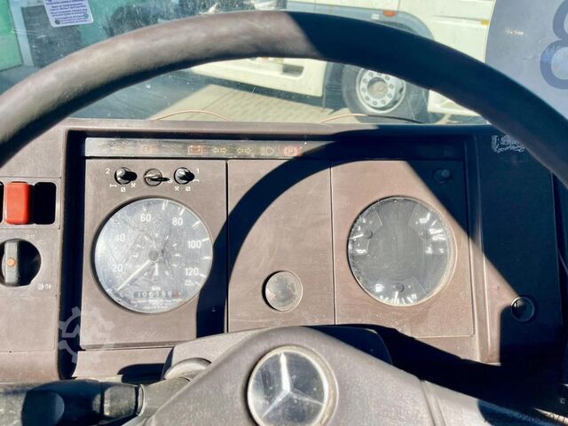 Open body Mercedes-Benz 711 D open truck. 5.10 m long cargo, 3 seats. V...