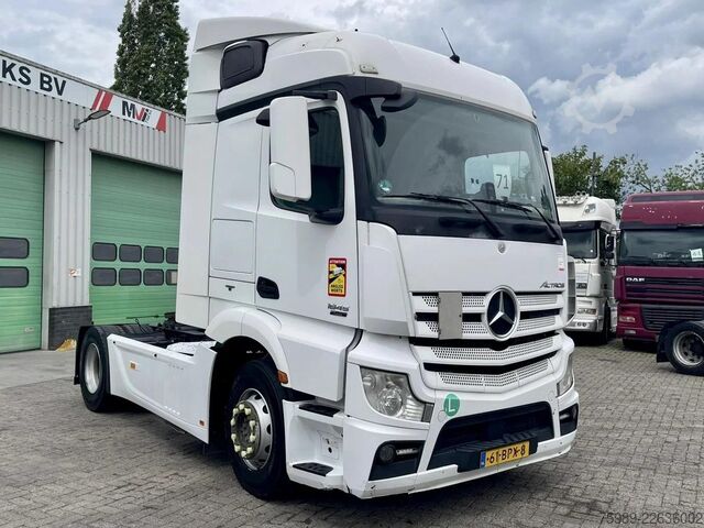 Standard tractor Mercedes-Benz Actros 1845 Dutch truck. FRIGO