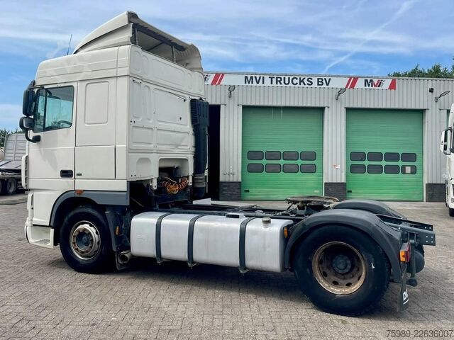 Standard tractor DAF XF 105.460 Euro 5, Very clean truck