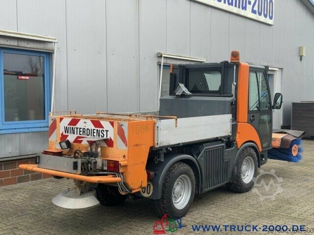 Road sweeper Multicar Tremo X56 Winterdienst Streuer + Besen NUR9769KM