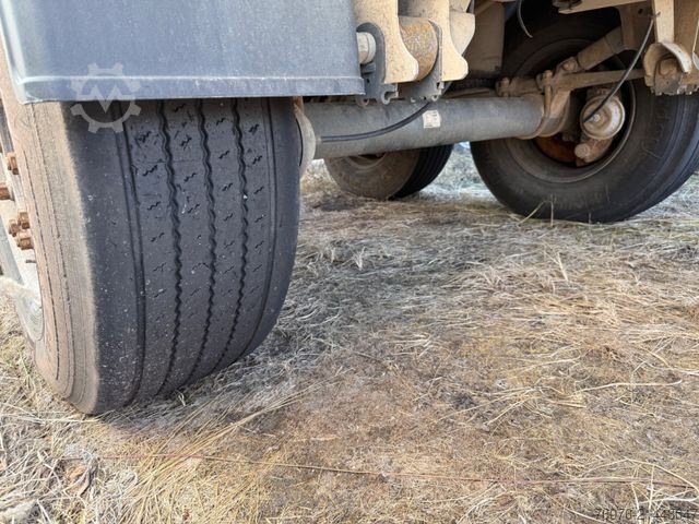 Three-way tipper trailer SCHMITZ CARGOBULL ZKI 18-4.9 Tandem 3-Seiten Kip Stahl  Alu Felgen