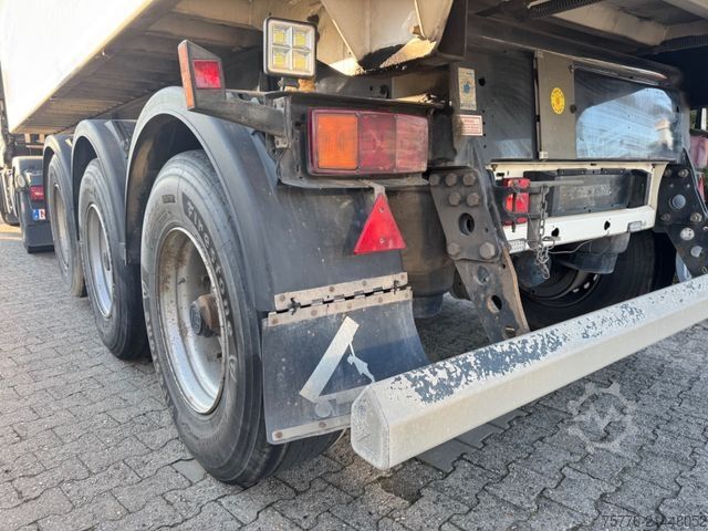 Tipper semitrailer LANGENDORF SKA 24/30  ALU Mulden Kipper  26m³  Liftachse