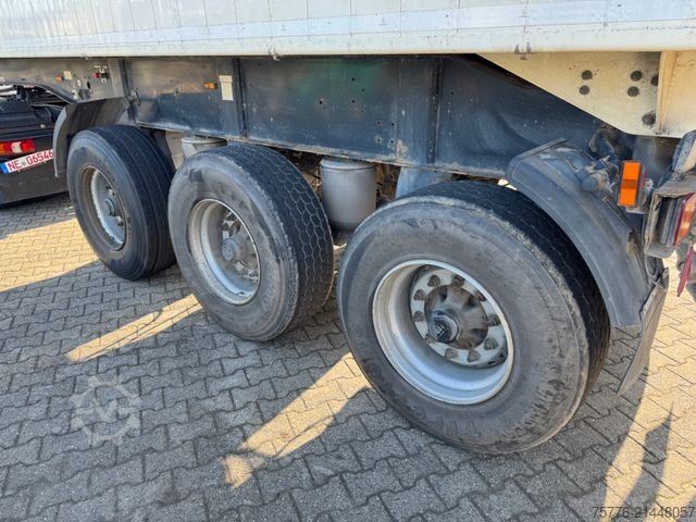 Tipper semitrailer LANGENDORF SKA 24/31  ALU Mulden Kipper  26m³  Liftachse