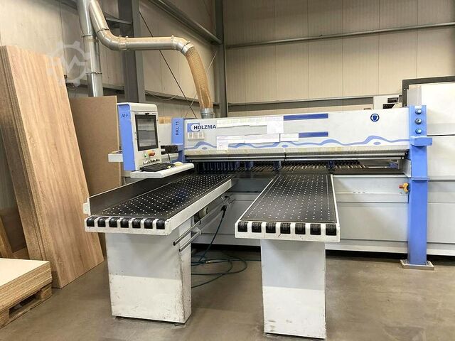 Angular window machining center HOLZMA HKL 11/43/22/L