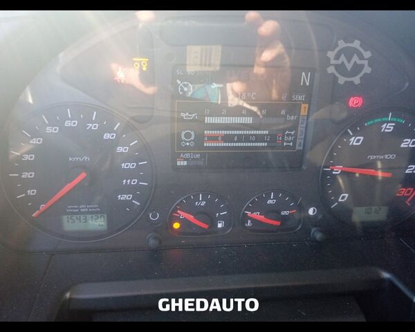 Standard tractor unit IVECO AT260S40Y/PS -MOTRICE -  CISTERNA MERCI COMMESTIBILI