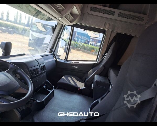 Standard tractor unit IVECO AT440S46 - TRATTORE - AT440S46 EVO