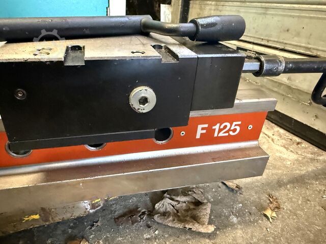 Machine vice HILMA RÖHMHELD F 125