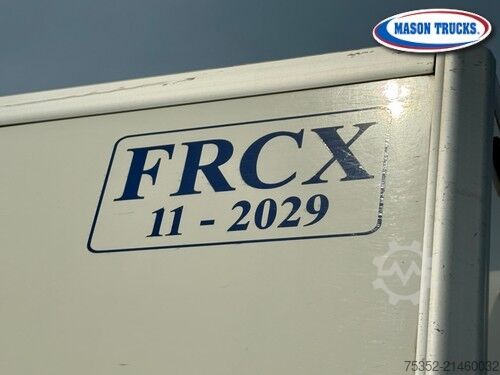 Refrigerator body van Iveco Daily 35c180