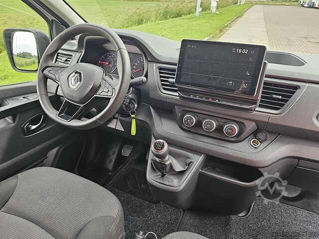 High-roof van RENAULT TRAFIC 2.0 DCI ac dc 6-pers EURO6