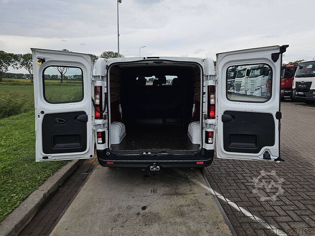 High-roof van RENAULT TRAFIC 2.0 DCI ac dc 6-pers EURO6