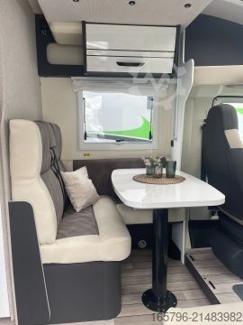 Teilintegriertes Wohnmobil Forster T 699 EB Comfort-Line- & Winter-Paket