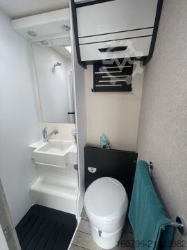 Teilintegriertes Wohnmobil Forster T 699 EB Comfort-Line- & Winter-Paket