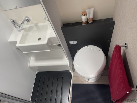 Teilintegriertes Wohnmobil Forster T 699 EB 140 PS * Automatik * 3,5 t