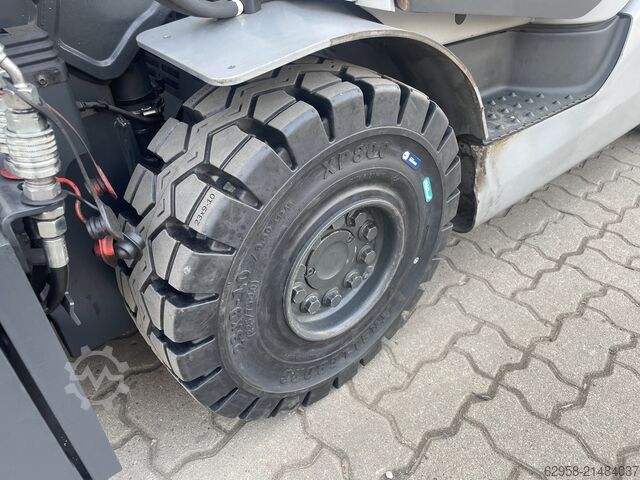 Diesel Forklift STILL RX70-25 | YOM 2022 | NEW TIRES | CAMERA