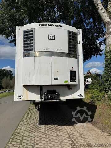 Kühl-/Tiefkühltransport Pacton 3 ass koeloplegger 2 Stuurasssen