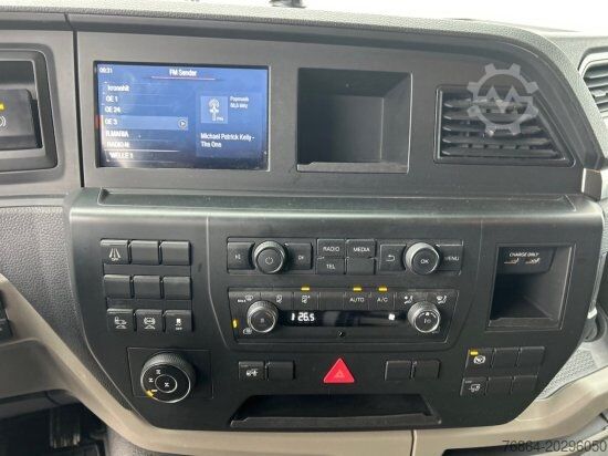 Standard tractor unit MAN TGS 18.470 4X4,  RETARDER, KIPPHYDRAULIK, ALLRAD