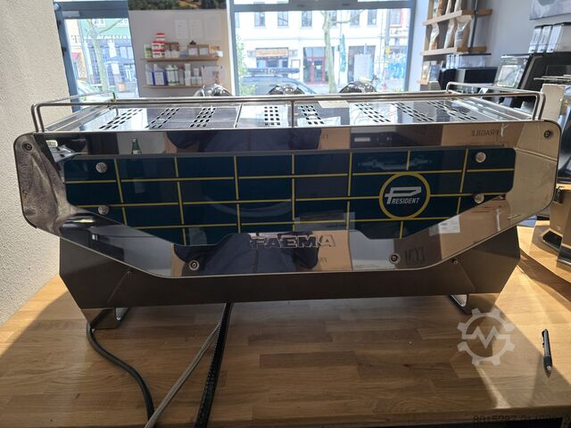 Siebträgermaschine / Portafilter Faema (Gruppo Cimbali) President GTI A/3 (3Gruppig)