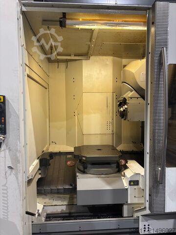 Universal-Bearbeitungszentrum DECKEL MAHO DMC 60hi-dyn 5 axes