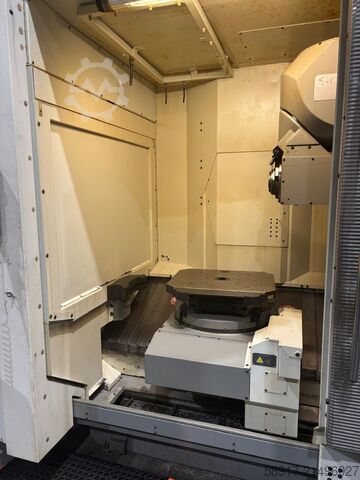 Universal-Bearbeitungszentrum DECKEL MAHO DMC 60hi-dyn 5 axes