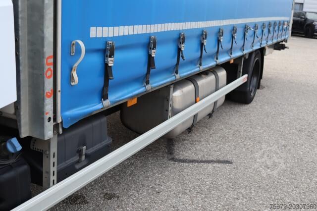 Flatbed truck with tarp Mercedes-Benz Actros 1833 L nR Curtainsider