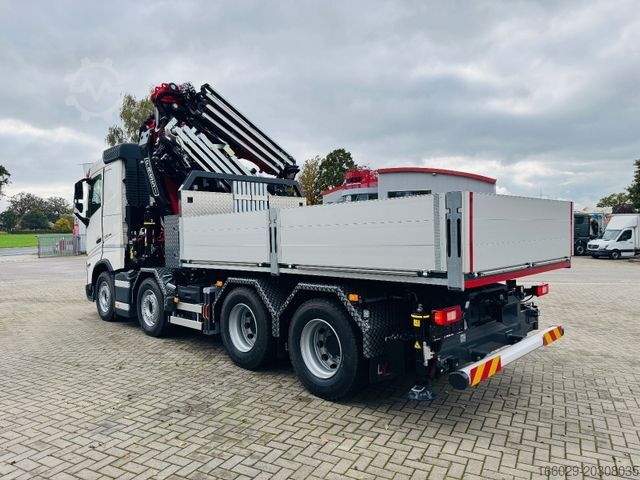 Heavy-duty truck VOLVO FH 500 8x4 Kran F820 RA2.27 Jib & Winde Sofort