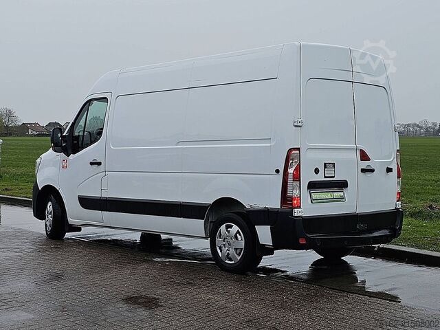 Hochdachkombi RENAULT MASTER 2.3 L2H2 RED-Edition AC!