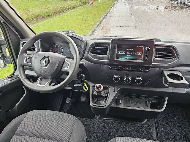 Hochdachkombi RENAULT MASTER 2.3 L2H2 RED-Edition AC!