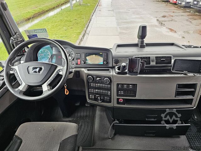 Sliding tarpaulin MAN 26.470 TGX Schuifzeil Laadklep!