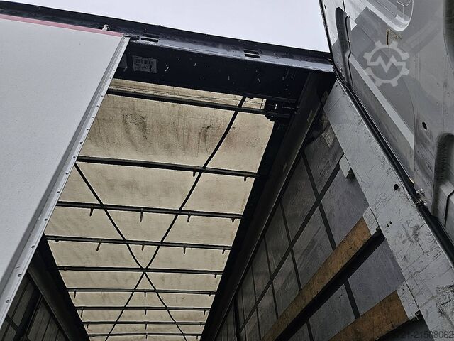 Schiebeplanen KRONE SD 24 MEGA