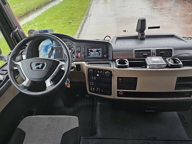 Standard-SZM MAN 18.460 TGX