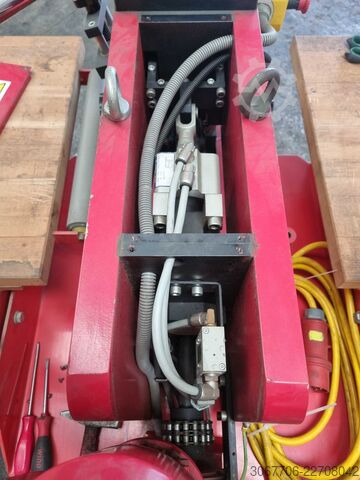 Bandmesserschärfmaschine ISELI R410 ISELI R410