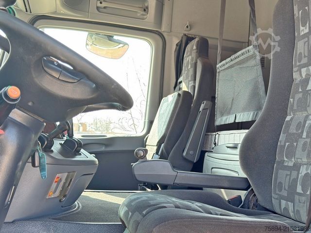 Truck mounted crane MERCEDES-BENZ ACTROS 2548* Sattelzugmaschine* HMF 3622 K4/FUNK