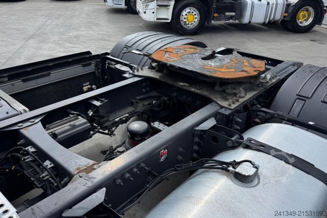 Standard SZM RENAULT T480 4x2