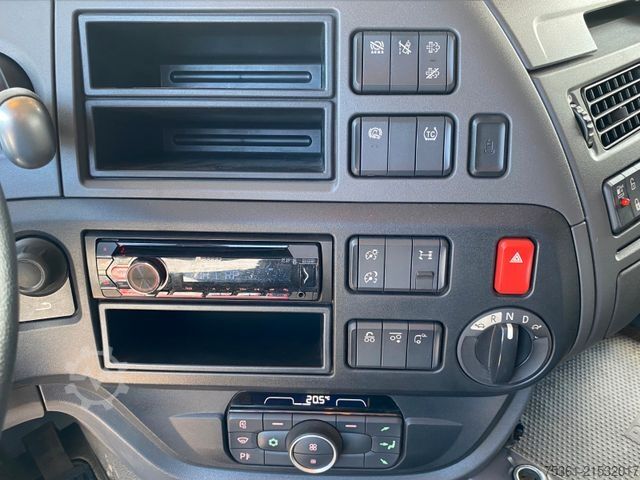 Autokran DAF XF 530 FAN 6X2 Baustoffpritsche mit HYVA HC213E3