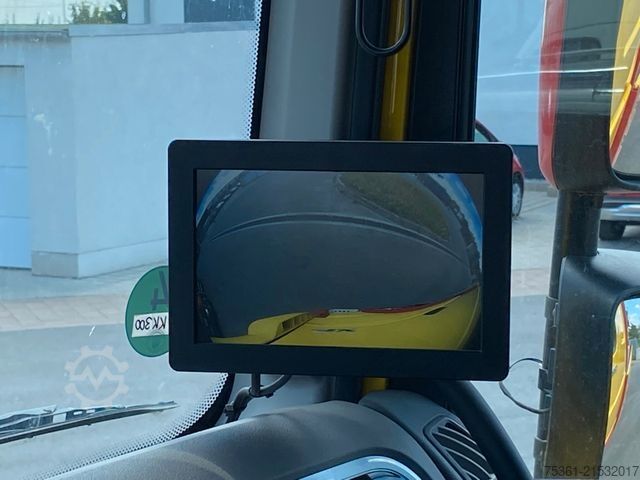 Autokran DAF XF 530 FAN 6X2 Baustoffpritsche mit HYVA HC213E3