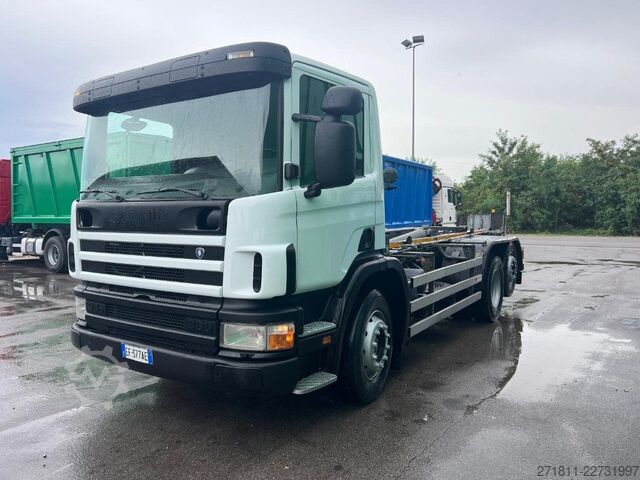 Roll-off tipper truck SCANIA SCANIA CV 94D 260 SCARRABILE USATO