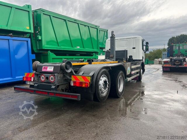 Roll-off tipper truck SCANIA SCANIA CV 94D 260 SCARRABILE USATO